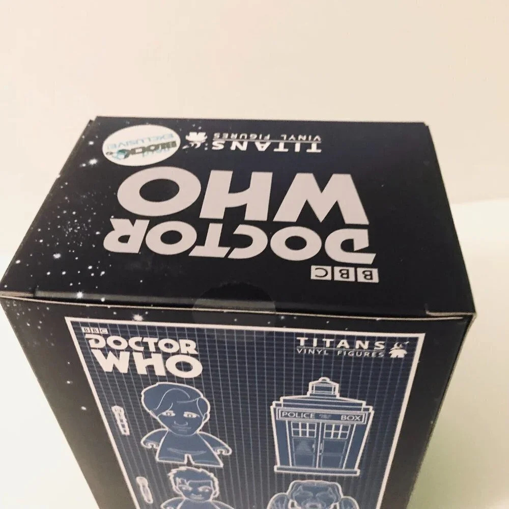 2012 Titan Doctor Who 10th Doctor With Glasses Vinyl Figure Toys Dr Who - Picture 8 of 12